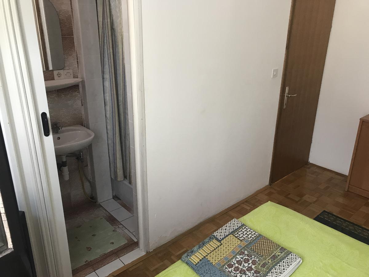 Katy'S Place Đảo Krk Ngoại thất bức ảnh