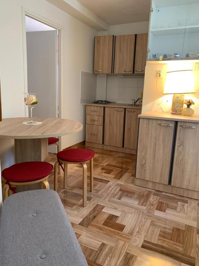 Katy'S Place Đảo Krk Ngoại thất bức ảnh